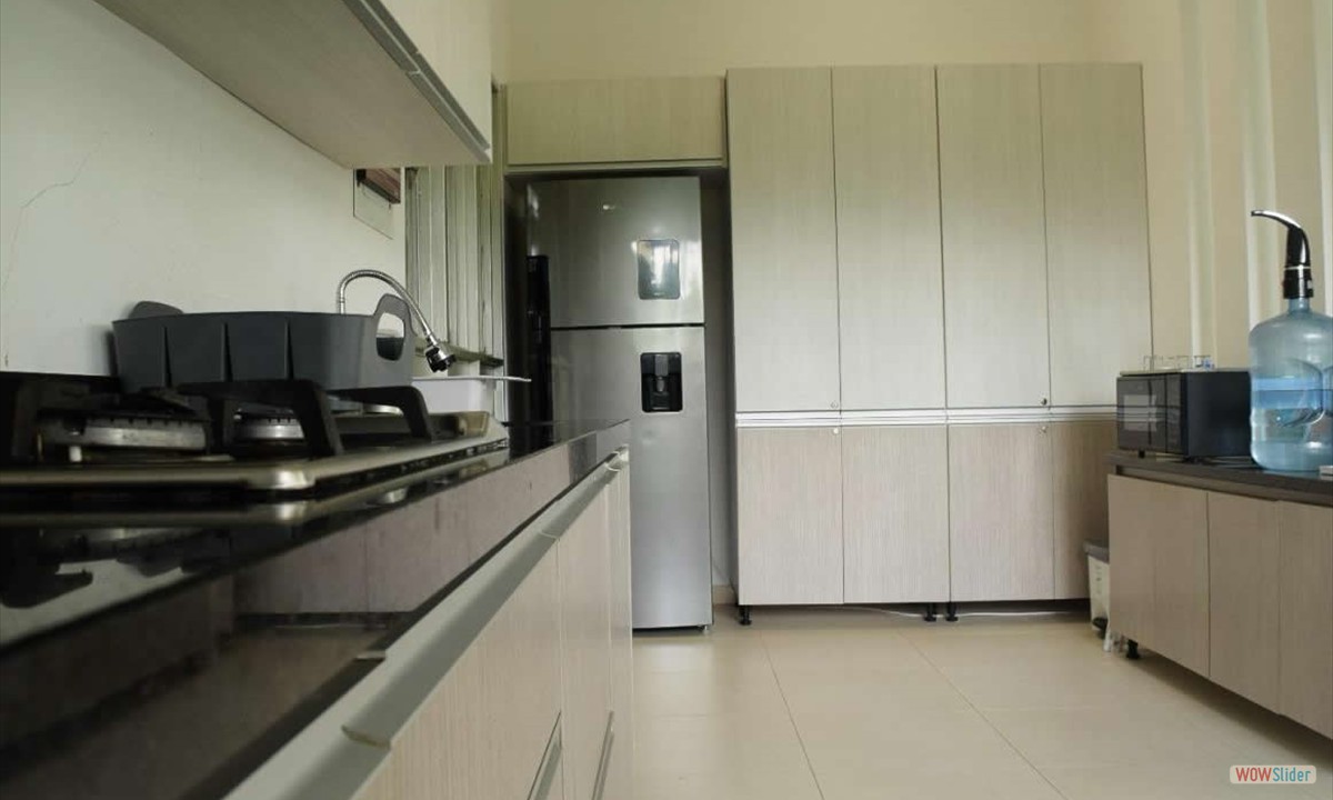 16_cocina_nevera
