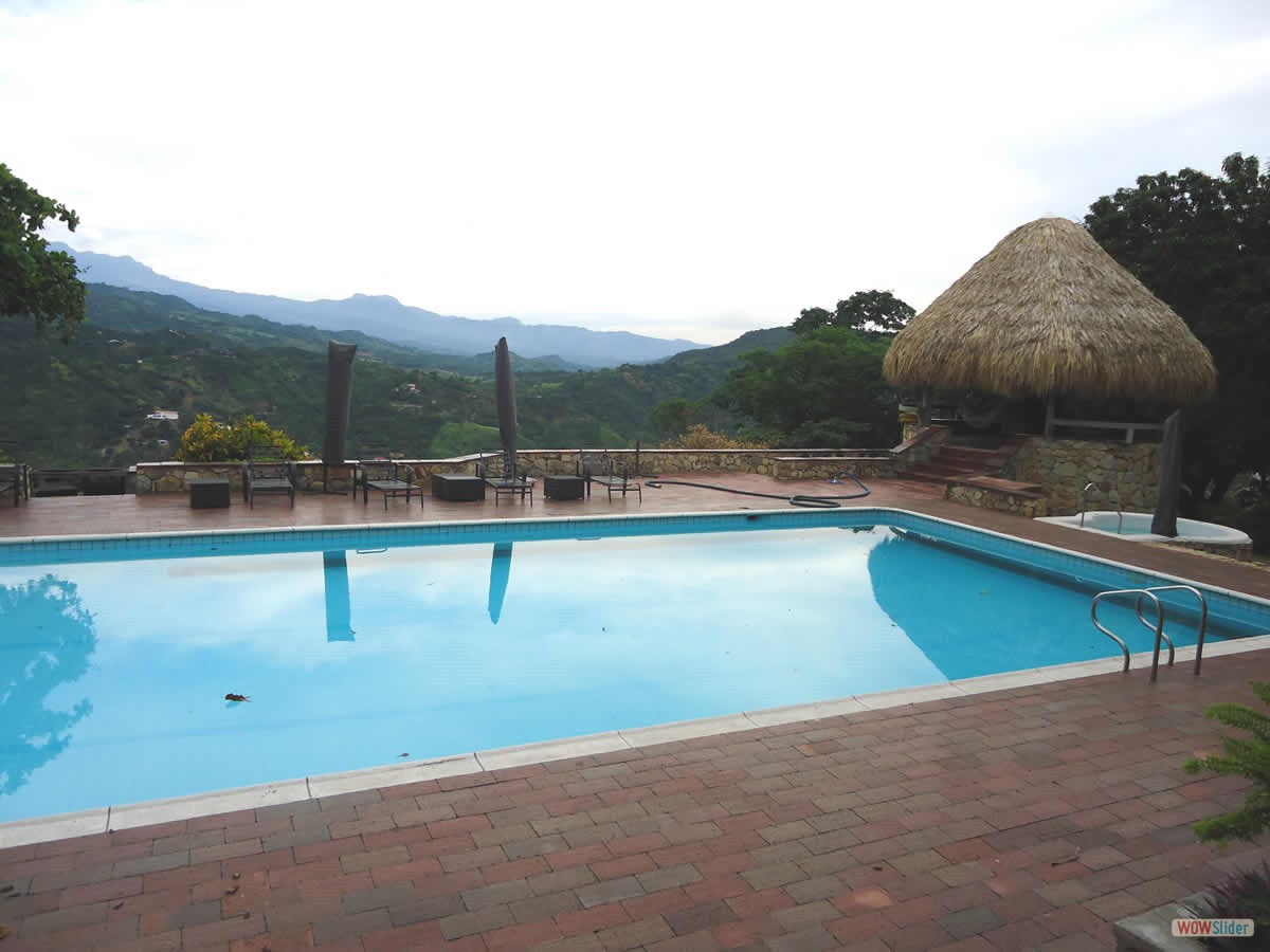 4_piscina
