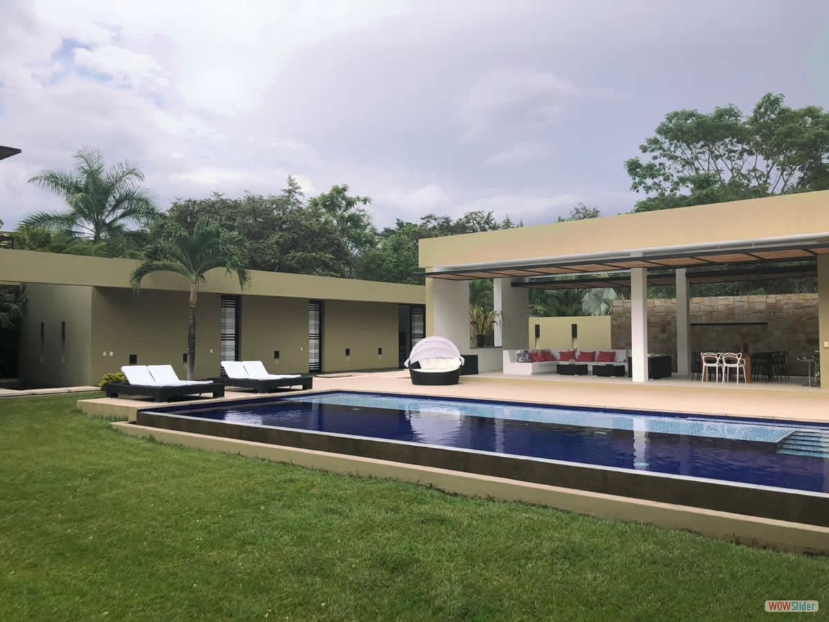5_piscina_salon